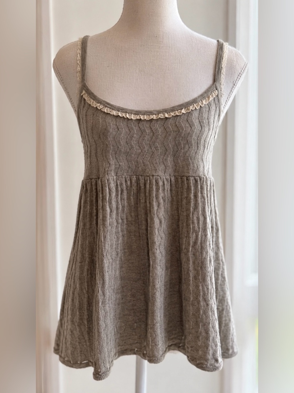 Juicy Couture NWOT Vintage Y2K Sweater Knit Babydoll Top Gray M Lace